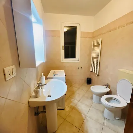 Mordano Apartment Self Check-In - Cvs Guesthouse Apartmán Mordano